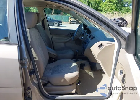 2005 Ford Focus Zx4 from USA, damaged, VIN 1FAFP34N85W192422